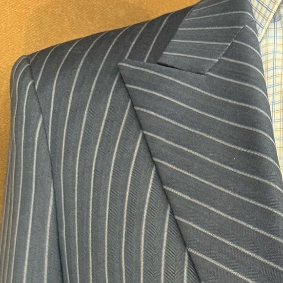 Blue Airfare chalk stripe turned lapel Single breasted 2 button suit. - Picture 4 of 5